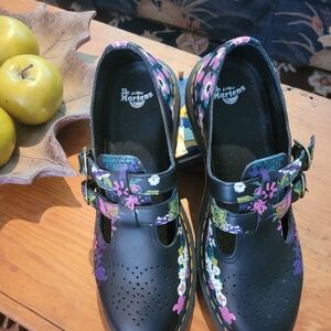 DOC MARTENS, sz 10, Mary Janes